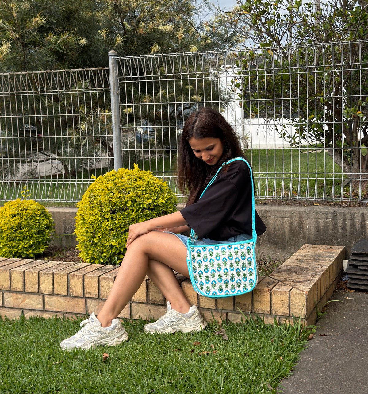 Blue Blossom Side Mini