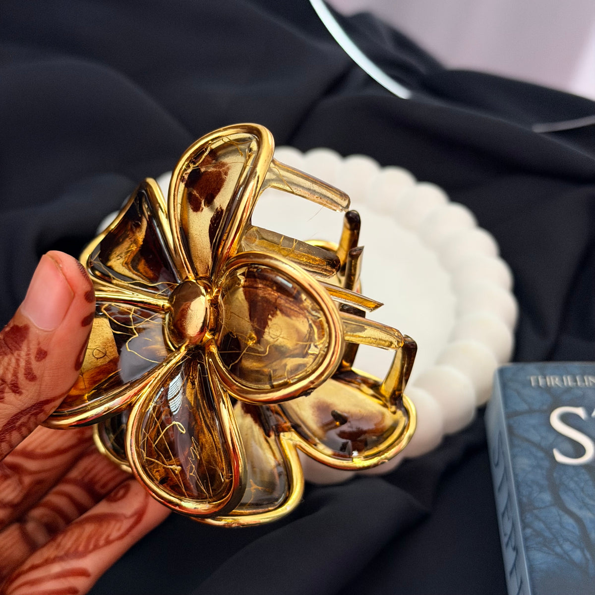 Golden Bloom Claw Clip